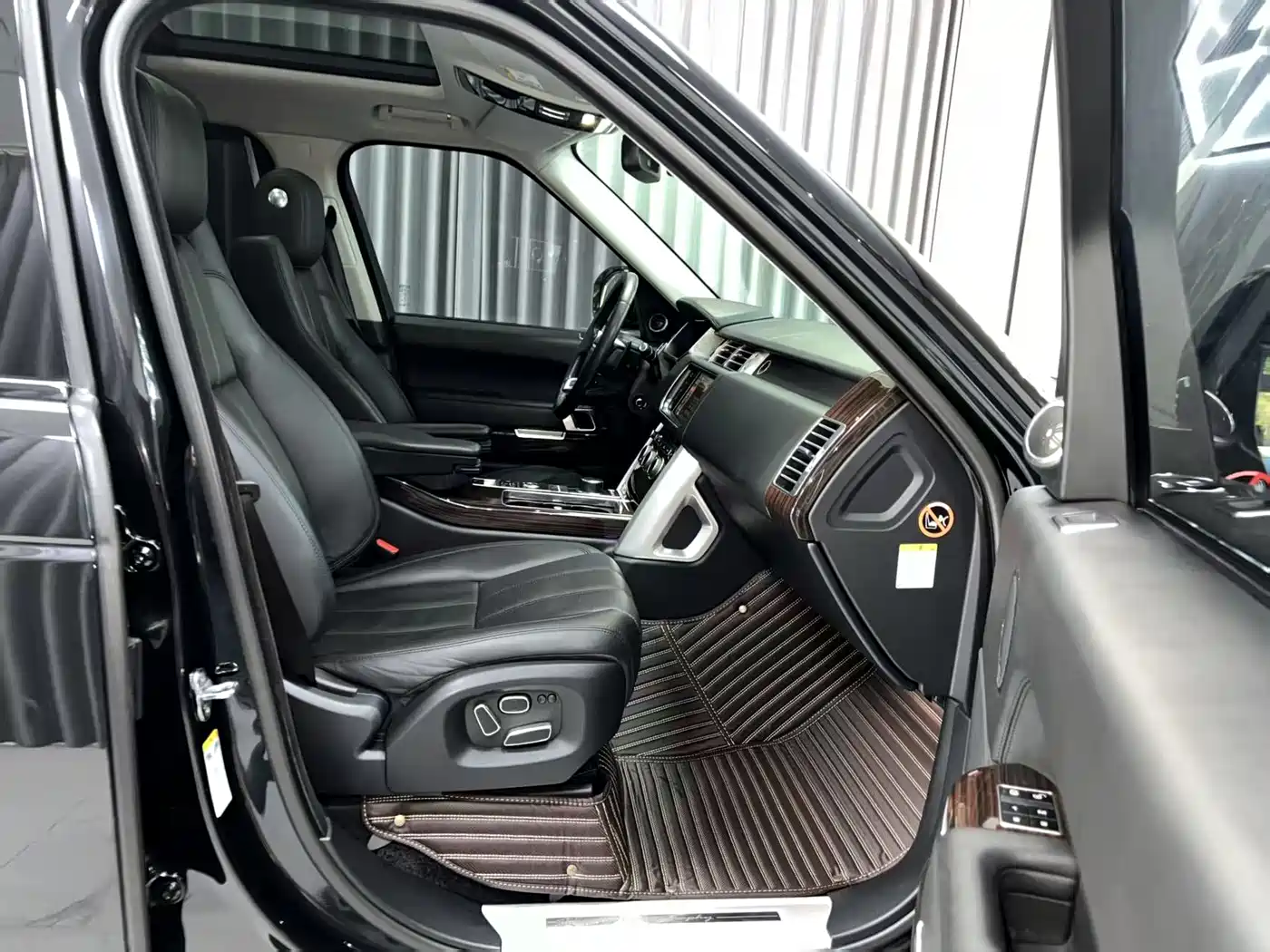 Land Rover Range Rover 2014 3.0 SC V6 Vogue SE Genesis Extended Edition фото 8