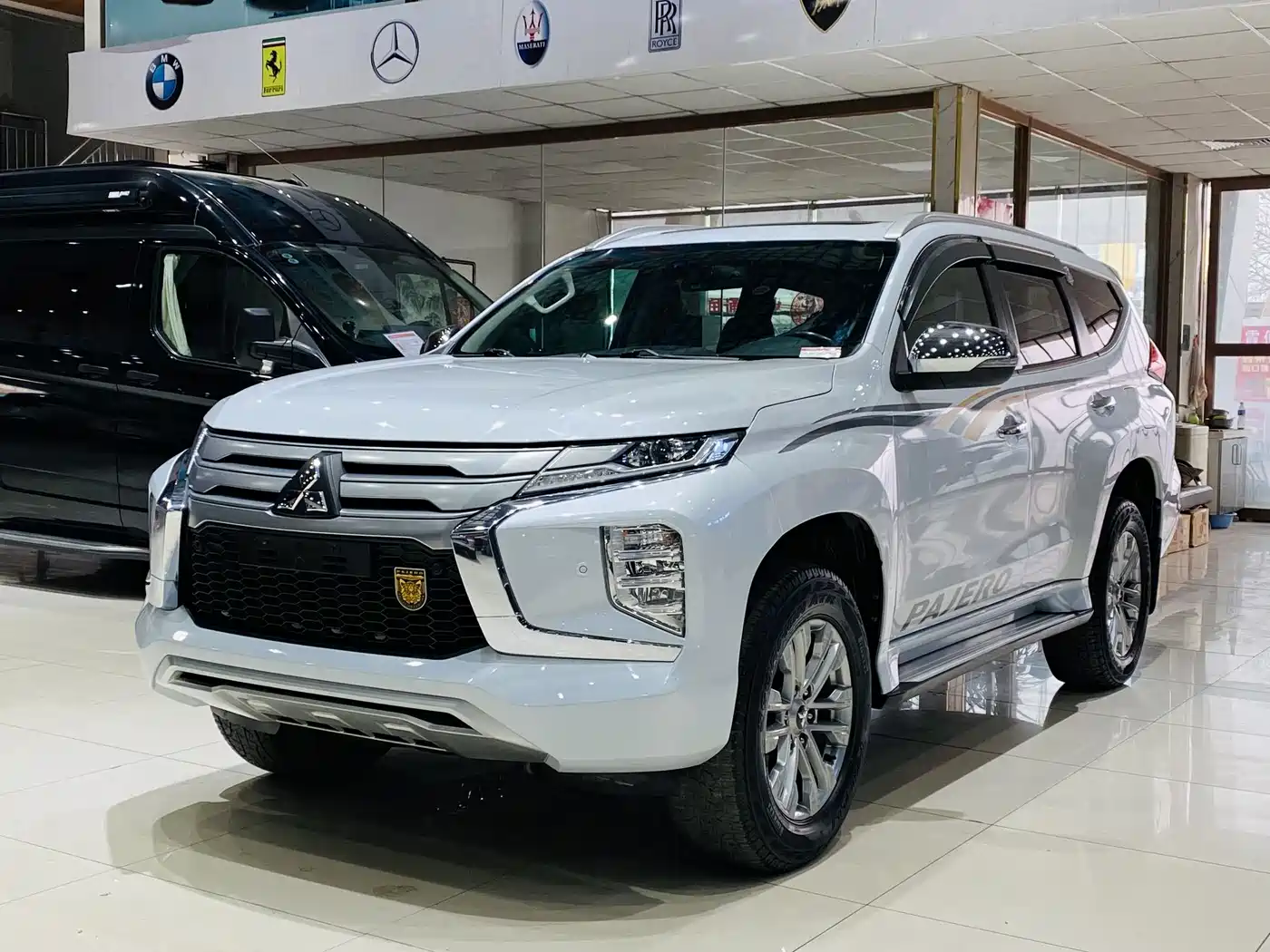 Mitsubishi Pajero Sport (Import) 2020 3.0L Luxury Edition