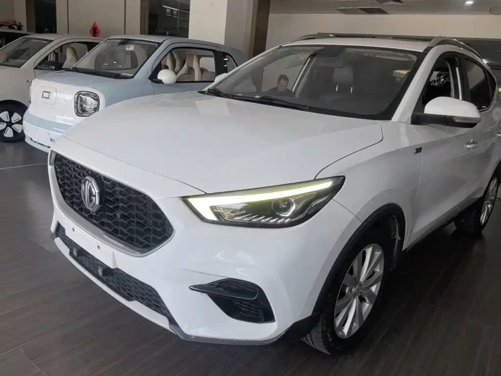 Фото 2 - MG ZS