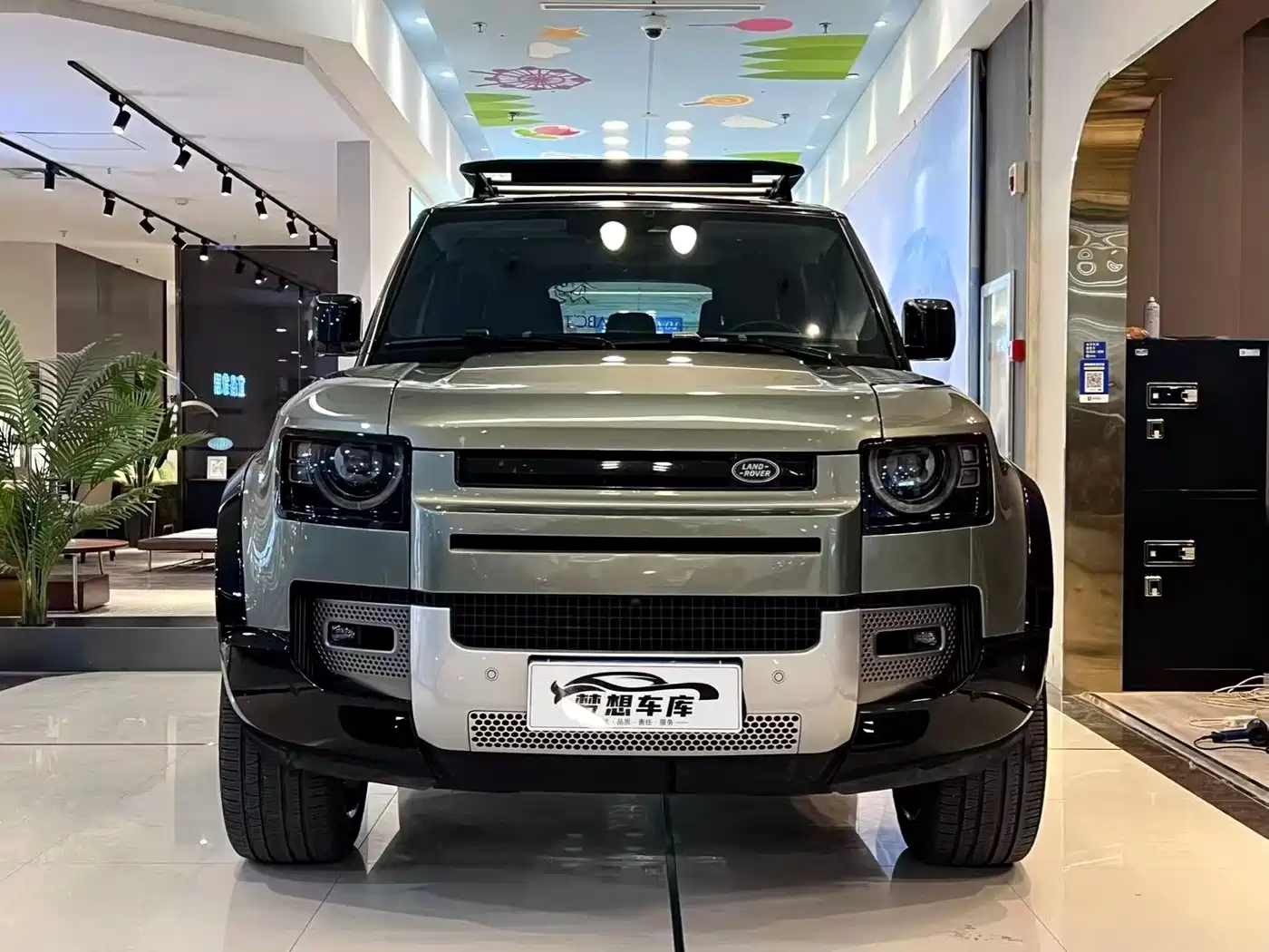 Land Rover Defender 2020 Model 110 P400 HSE