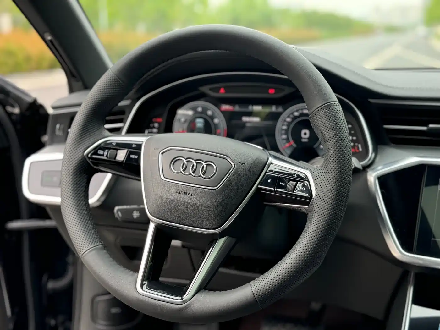 Audi A6L 2021 45 TFSI quattro Exclusive Elegance фото 7