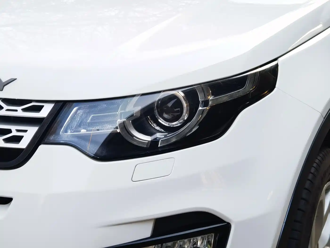 Land Rover Discovery Sport 2018 240PS HSE Edition фото 11