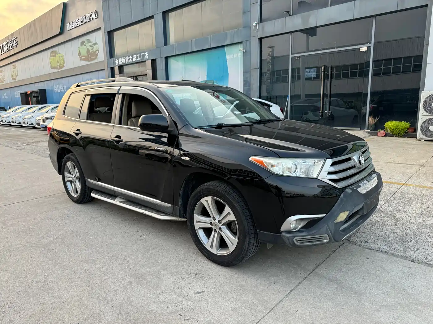 Toyota Highlander 2013 2.7L 2WD 7-seater Purple Gold Edition фото 3