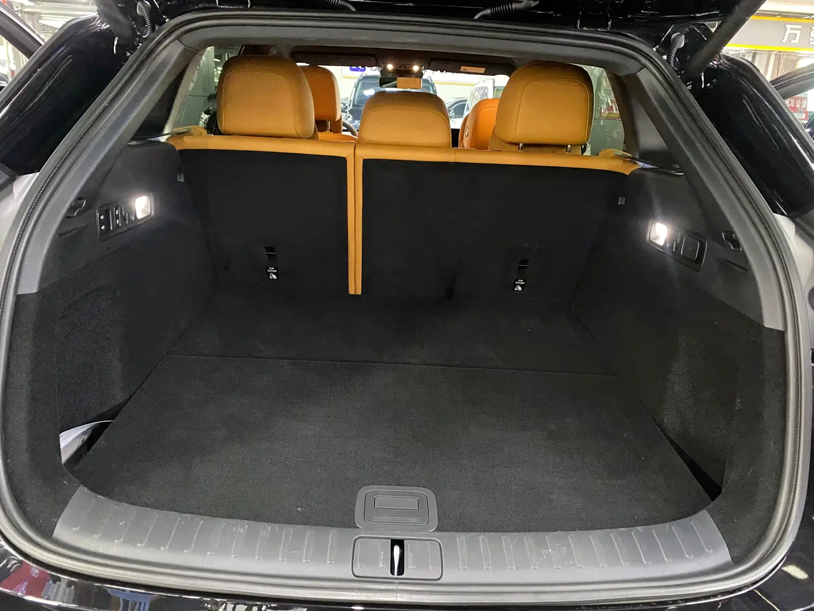 Фото 7 - Li Auto i6