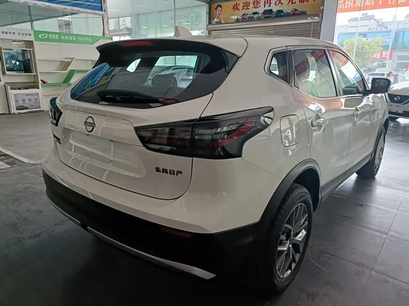 NISSAN QASHQAI