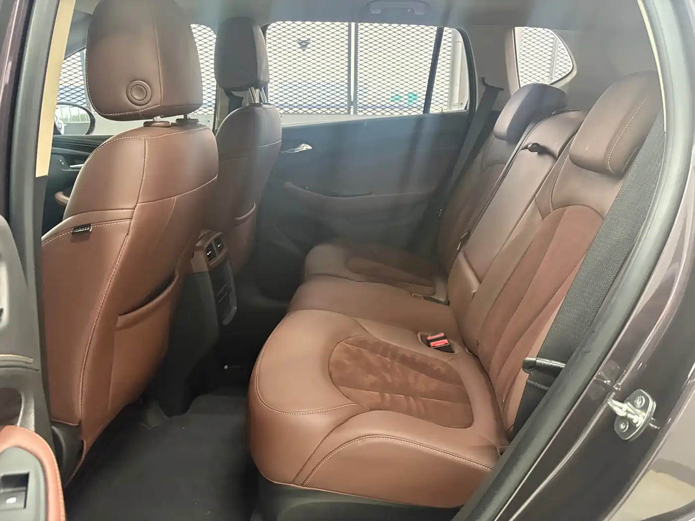 Buick Envision Plus 2017 20T FWD Elite фото 6