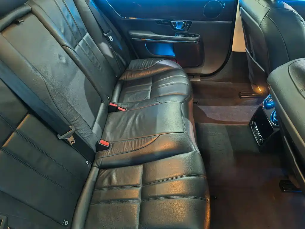 Jaguar XJ 2018 2018 XJL 3.0 SC 2WD Elegant Business Edition