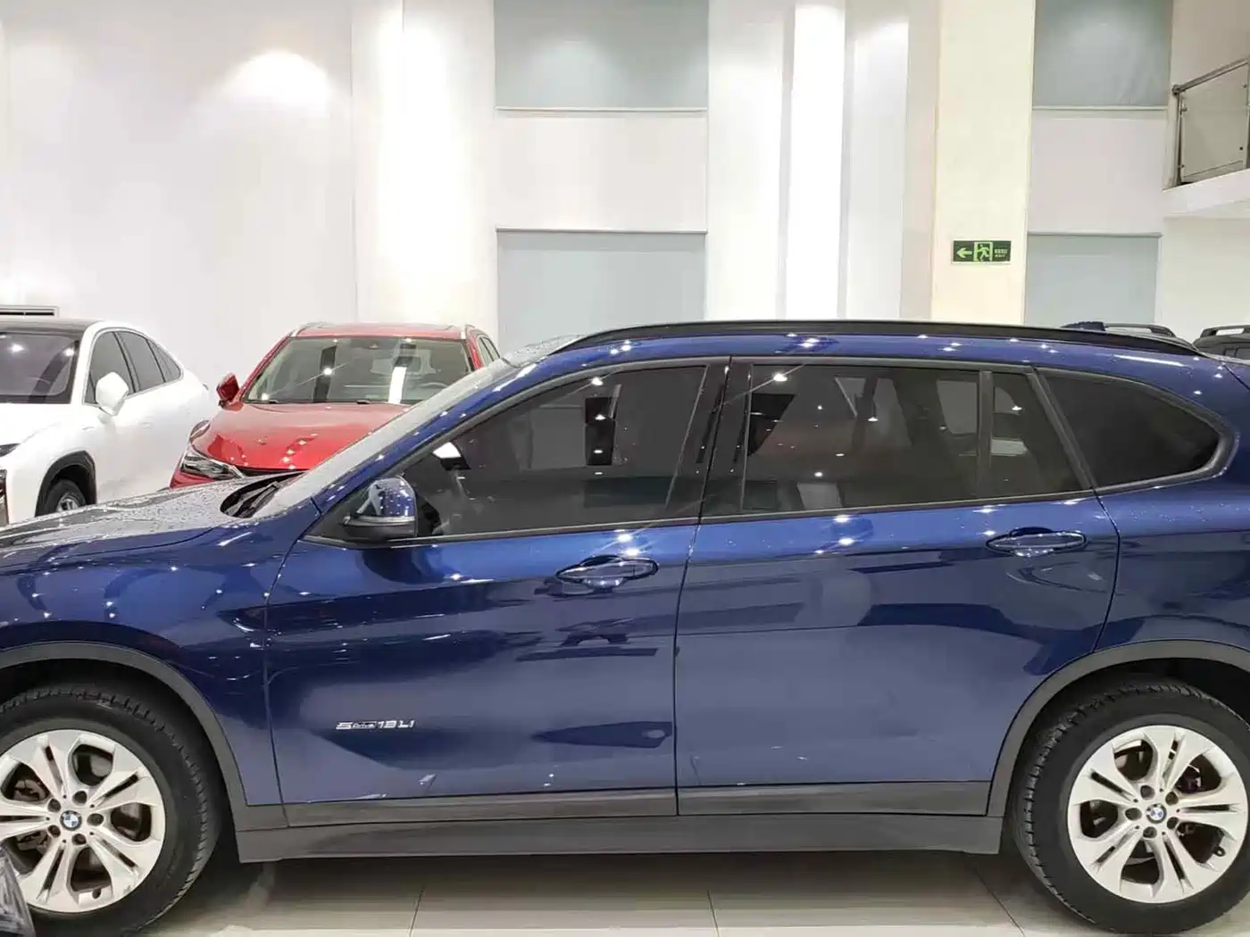 BMW X1 2016 sDrive18Li Premium Model фото 13