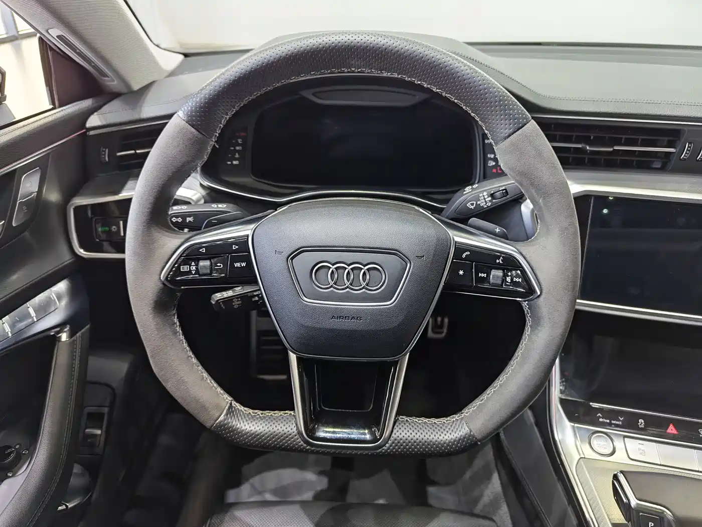 Фото 8 - Audi A7