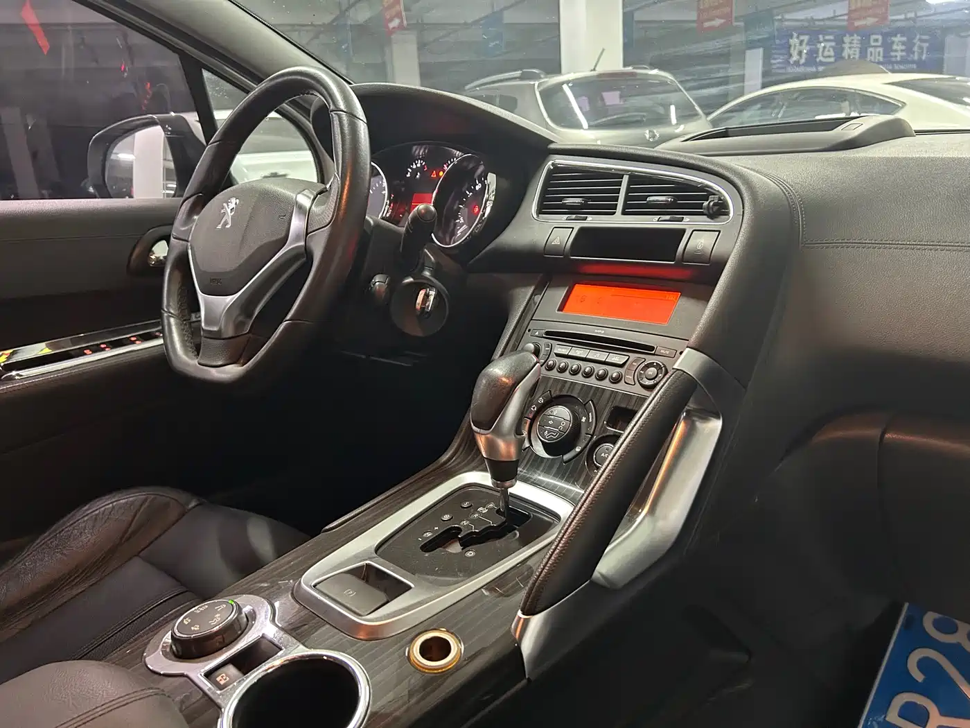 Peugeot 3008 2015 1.6THP Automatic Trend Edition фото 16