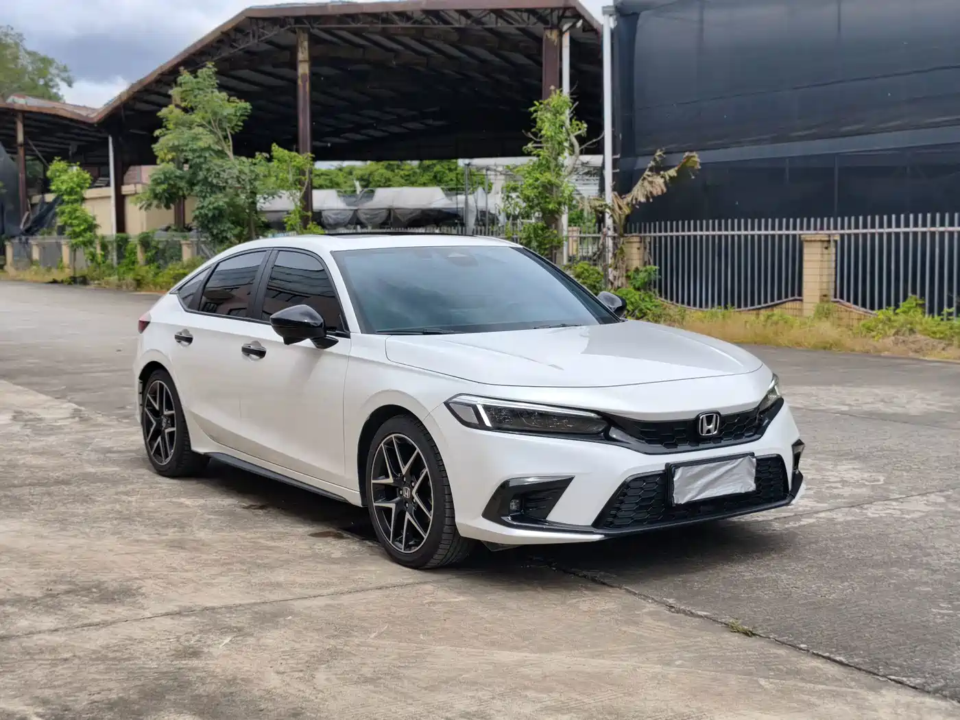 Фото 3 - Honda Civic