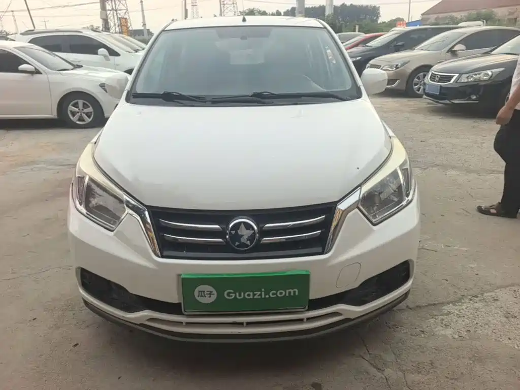 Venucia R50 2016 2016 Model 1.6L Automatic Elite Edition
