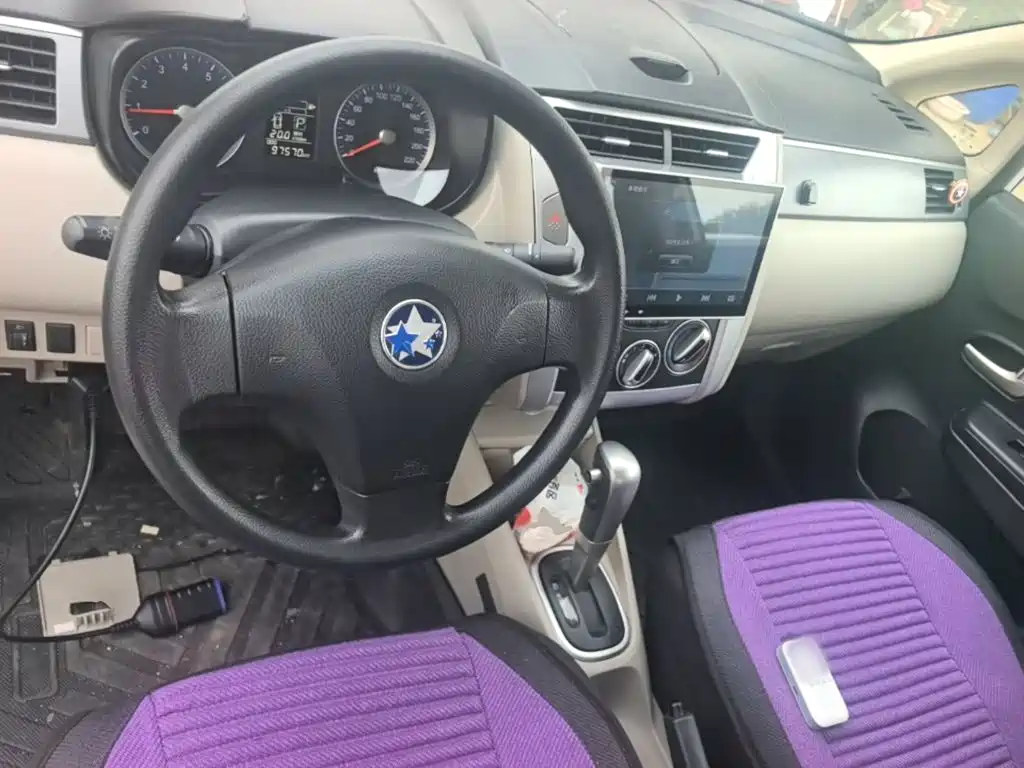 Venucia R50 2016 2016 Model 1.6L Automatic Elite Edition