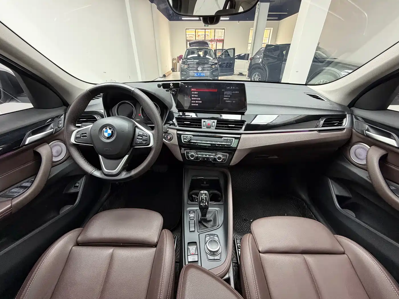 BMW X1 2022 sDrive20Li Fashion фото 11