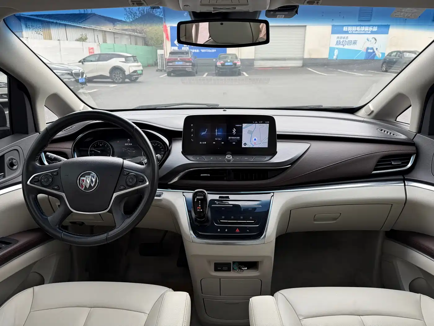 Buick GL8 2021 Land Business Class 652T Luxury фото 8