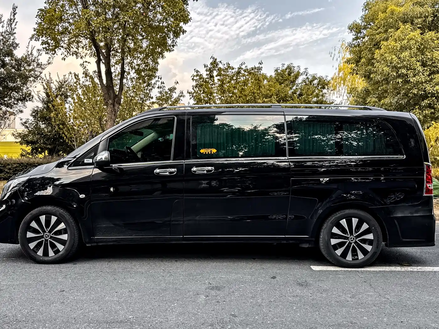 Mercedes-Benz Vito 2023 2.0T Business 7-Seater фото 39