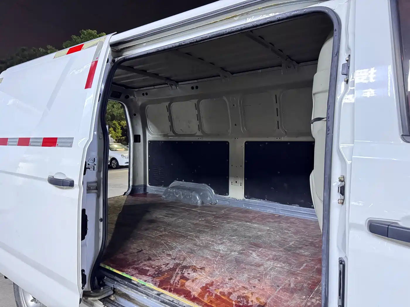 JIANGQI GROUP BLUE CAT