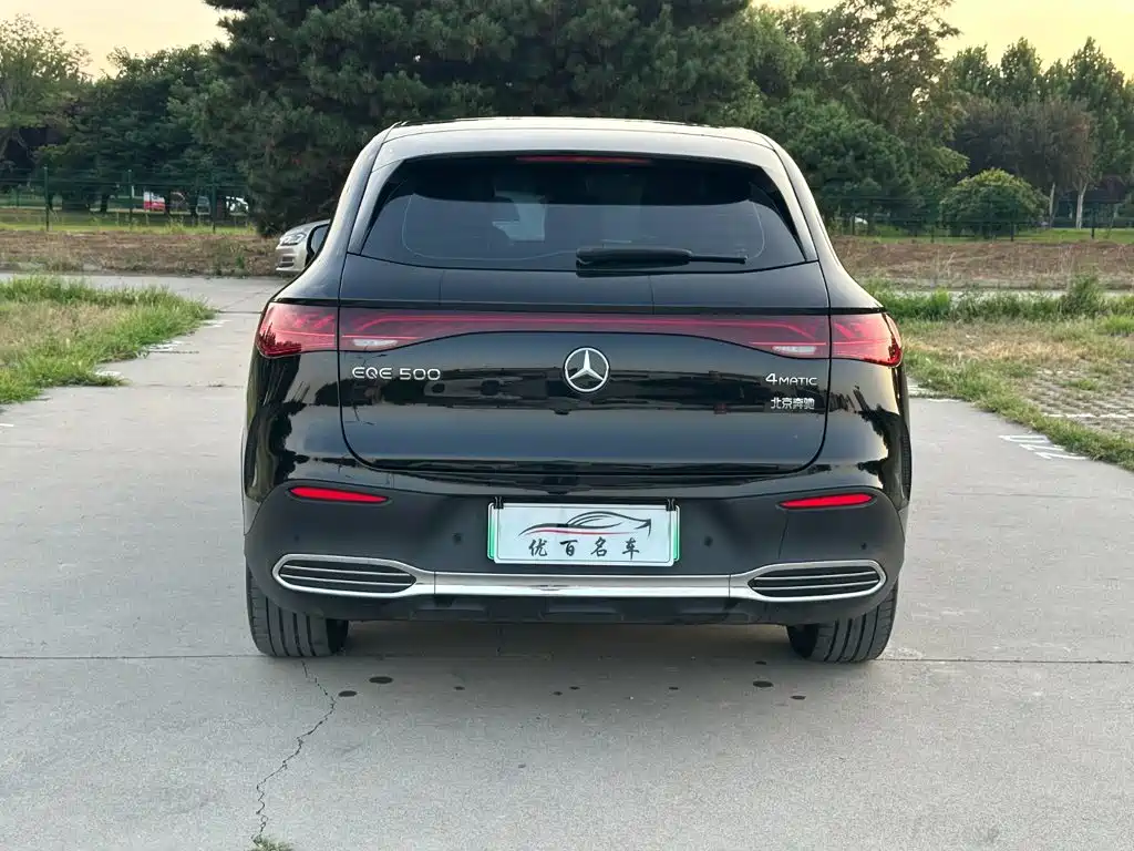 Mercedes-Benz EQE SUV 2026 2024 500 4MATIC Pioneer Edition