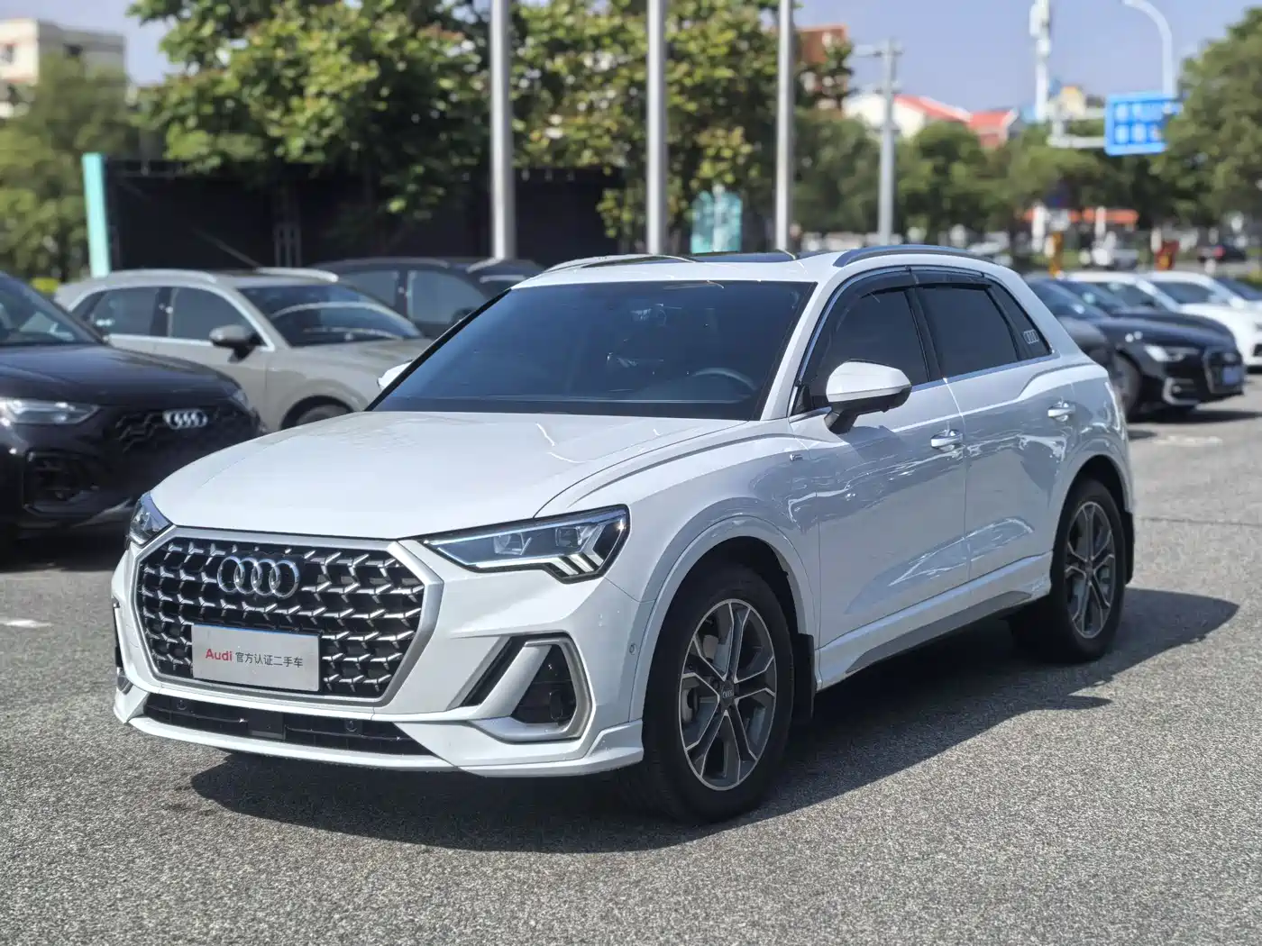 Audi Q3 2024 40 TFSI Fashion Sport