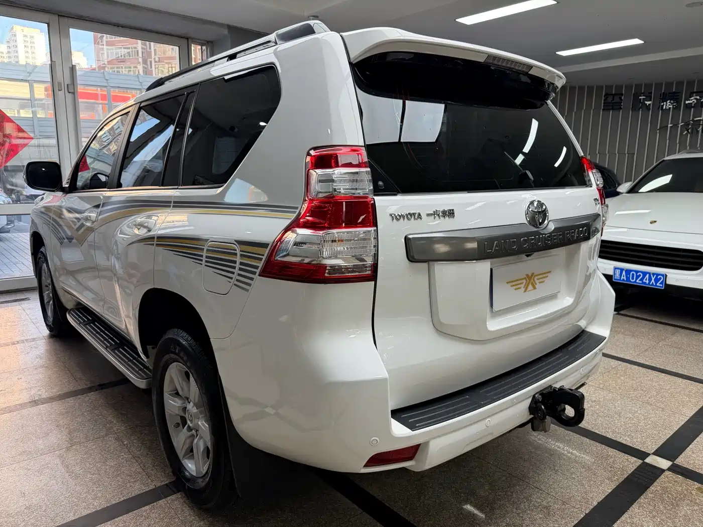 Toyota Prado 2014 4.0L Automatic TX-L фото 5