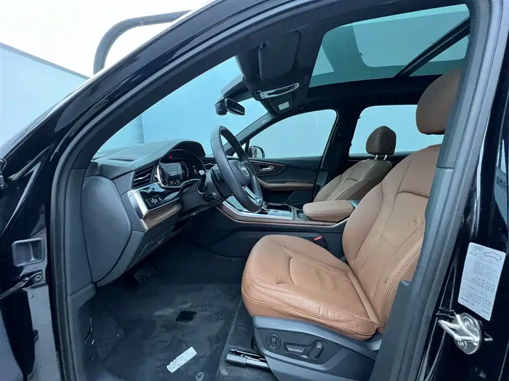Audi Q7 2020 55 TFSI quattro S line Sport фото 17
