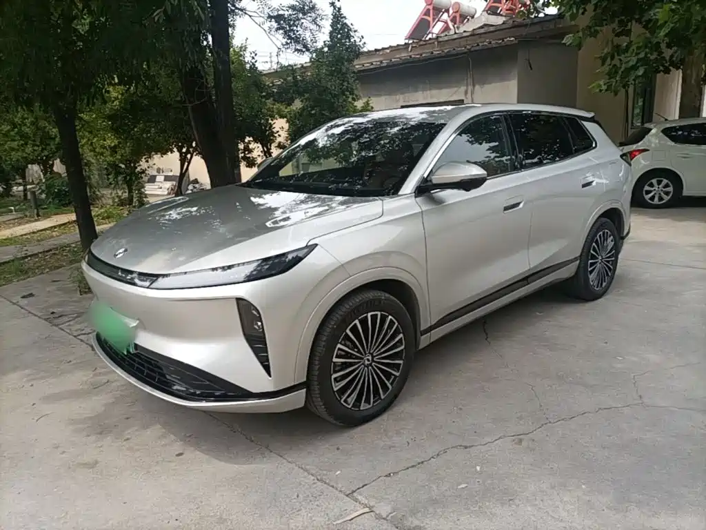 Dongfeng Aeolus L8 2025 2025 Plug-in Hybrid