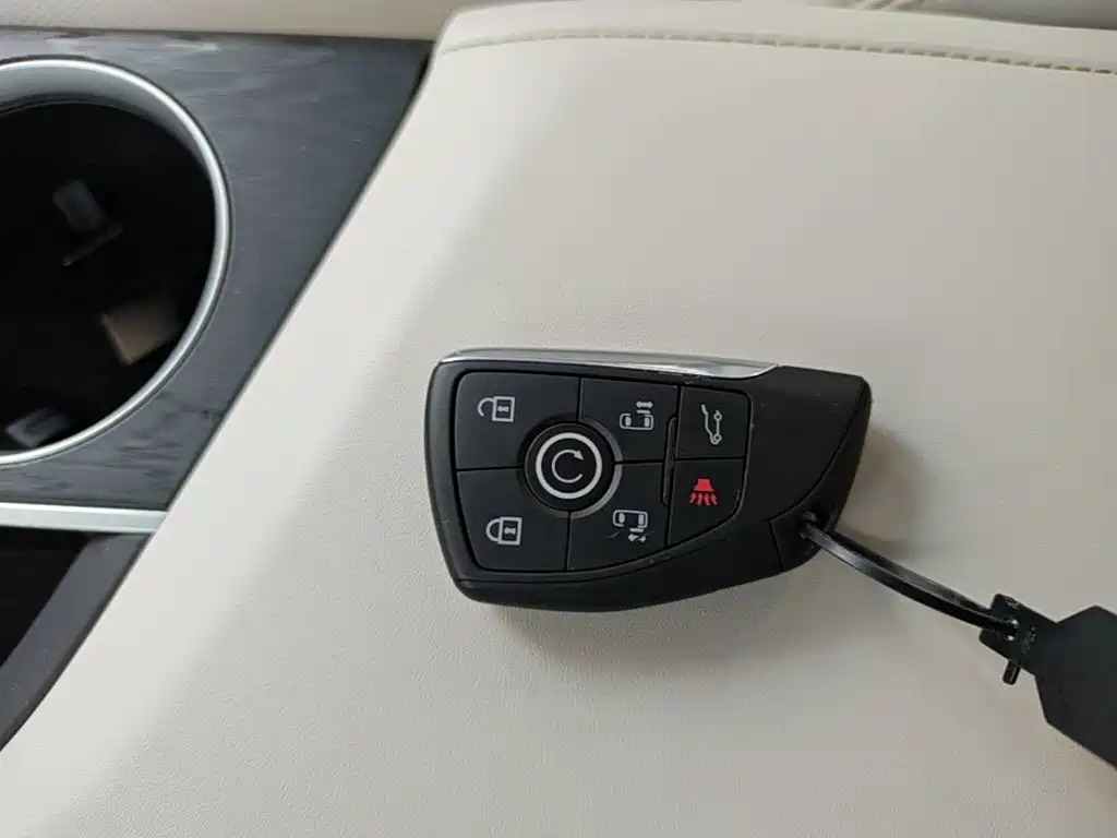 Buick GL8 New Energy 2024 2024 Landglory Smart Enjoy Edition 7-Seater