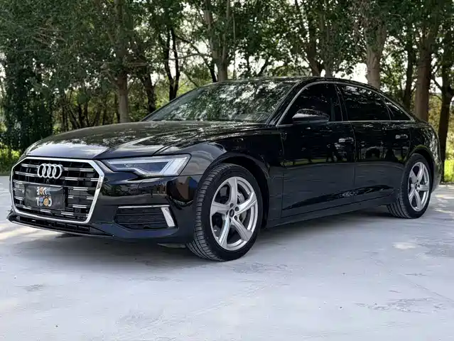 Audi A6L 2022