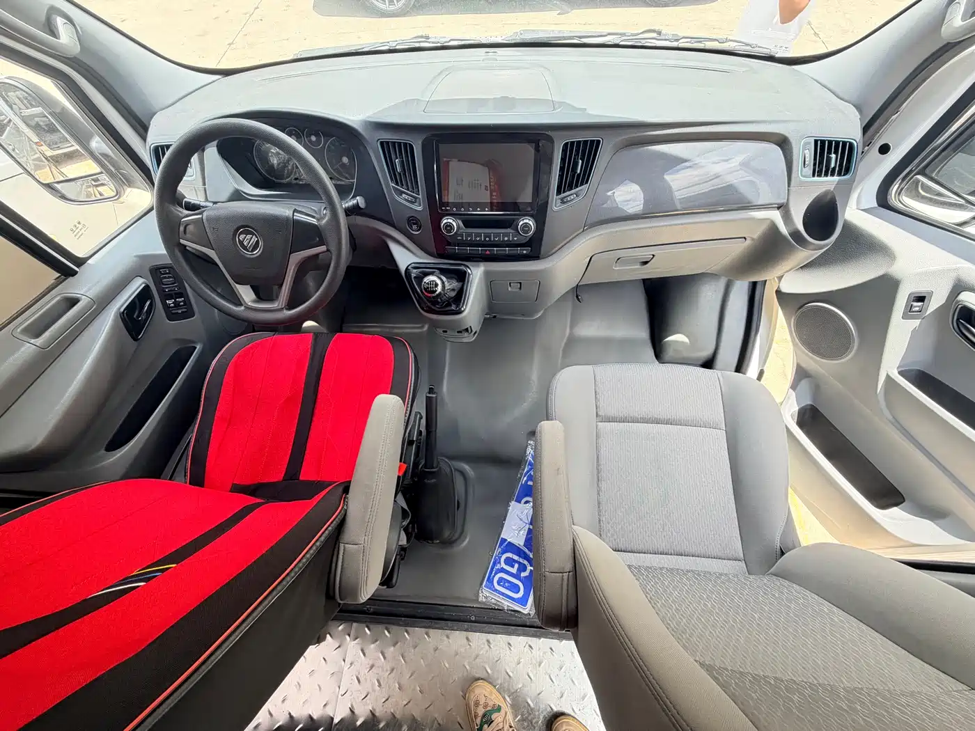 Foton Tuyano 2021 2021 2.0T Manual Tongtu Long Wheelbase Medium Roof 5/6/7-Seater 4F20TC3
