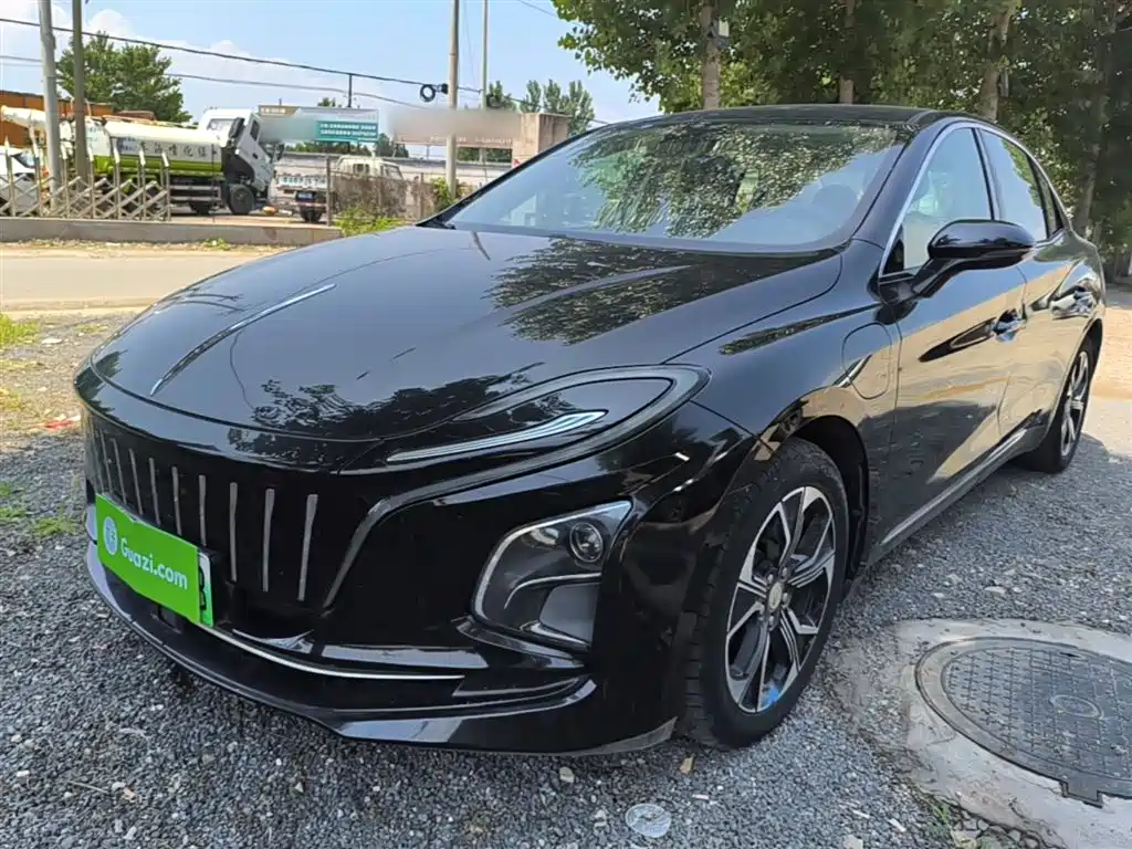 Hongqi E-QM5 2021 Charging T3 Edition 4-Seater