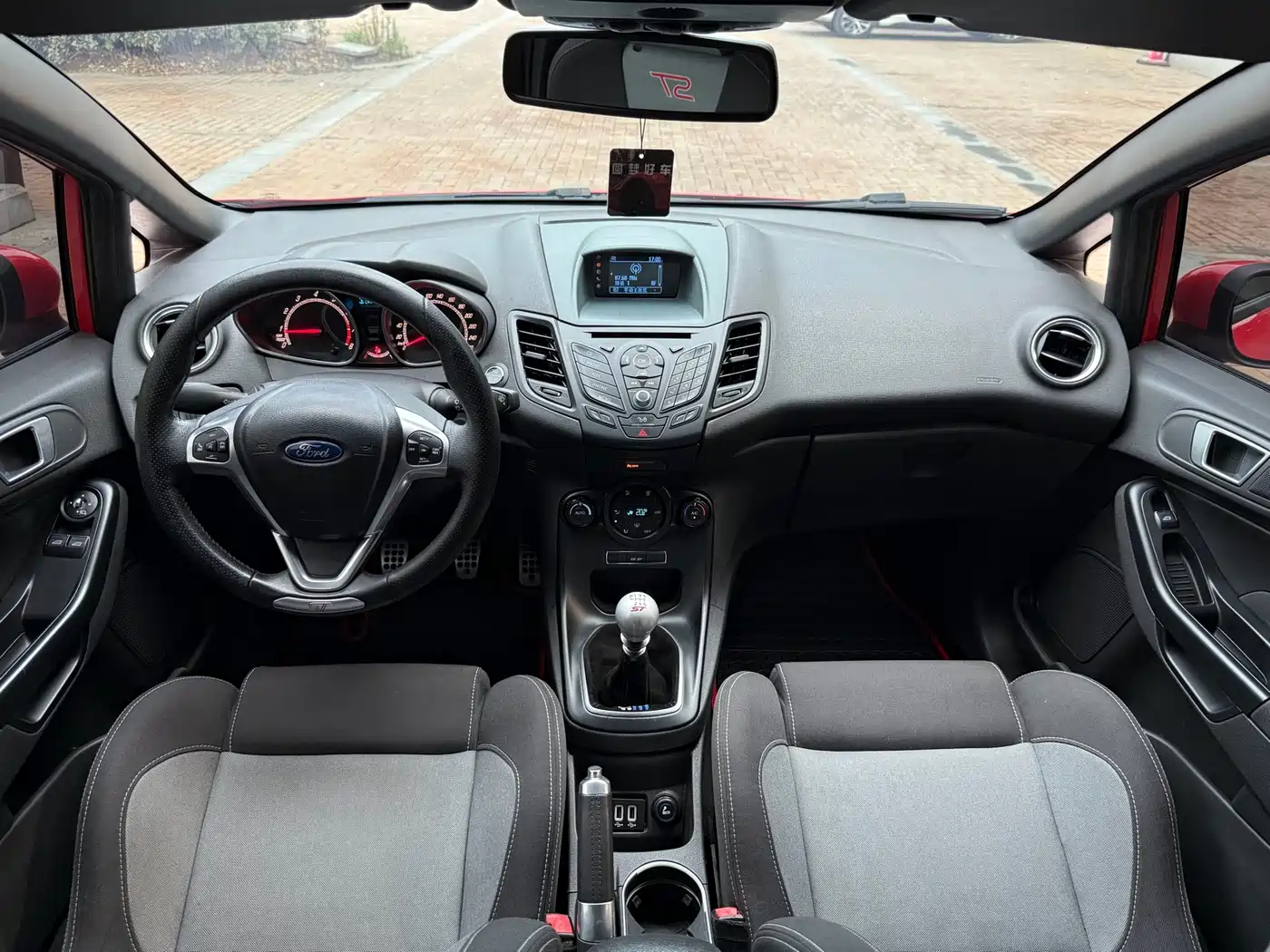 Ford Fiesta (Import) 2013 2013 1.6T ST