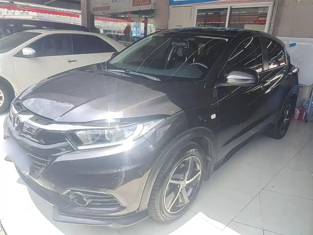 Honda Vezel 2020 1.5L CVT Pioneer