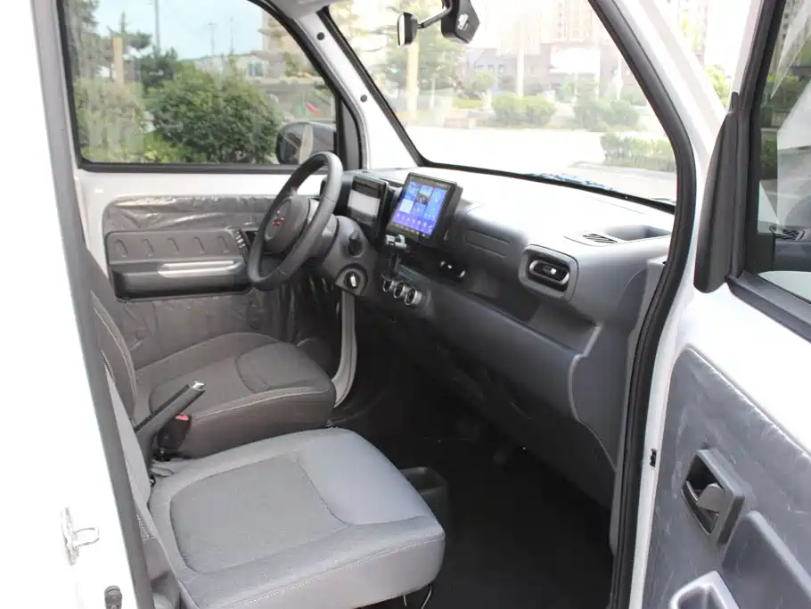 Wuling Motors Wuling Zhiguang NEV 2025 2025 Model Comfort