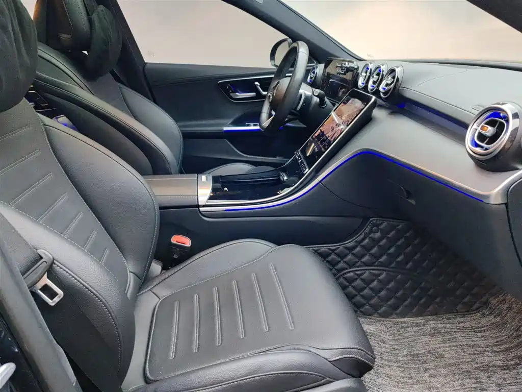 Mercedes-Benz C-Class 2023 C 260 L Night Edition Sport фото 20