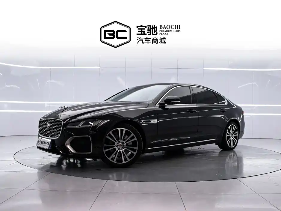 2025 Jaguar XFL