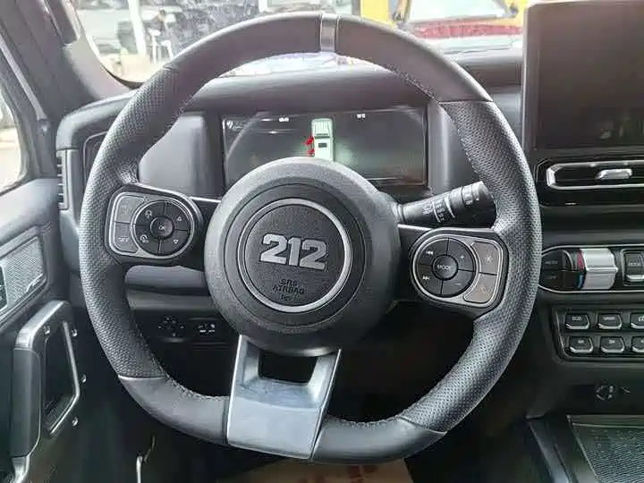 212 T01 2026 2025 2.0T Inspector