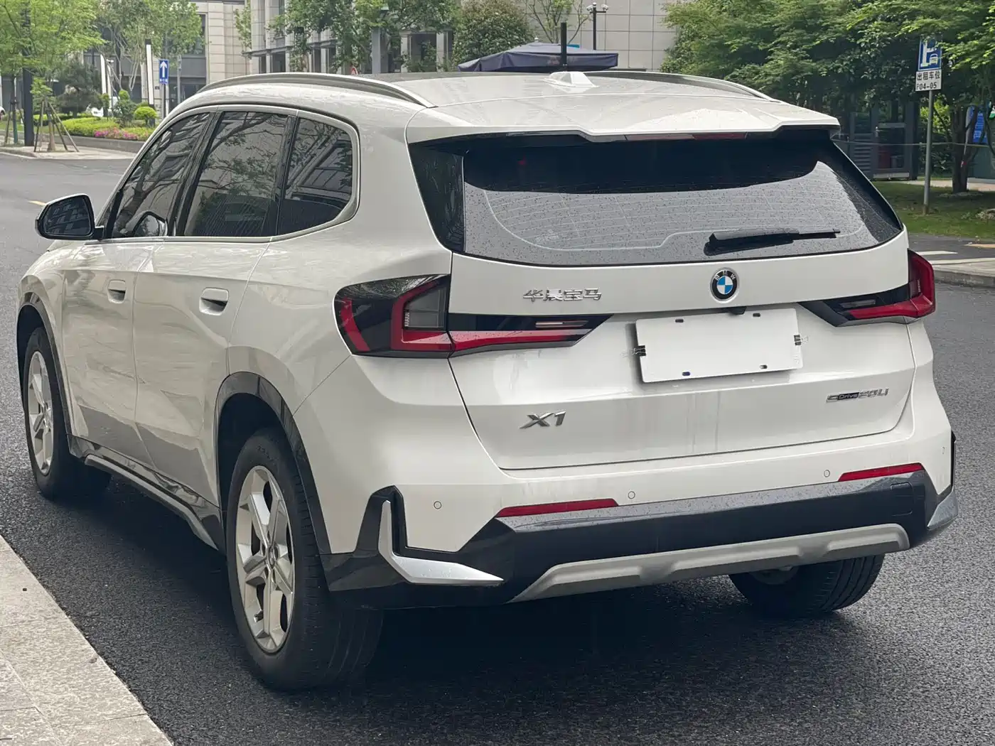BMW X1 2023 sDrive20Li X Design Package фото 6