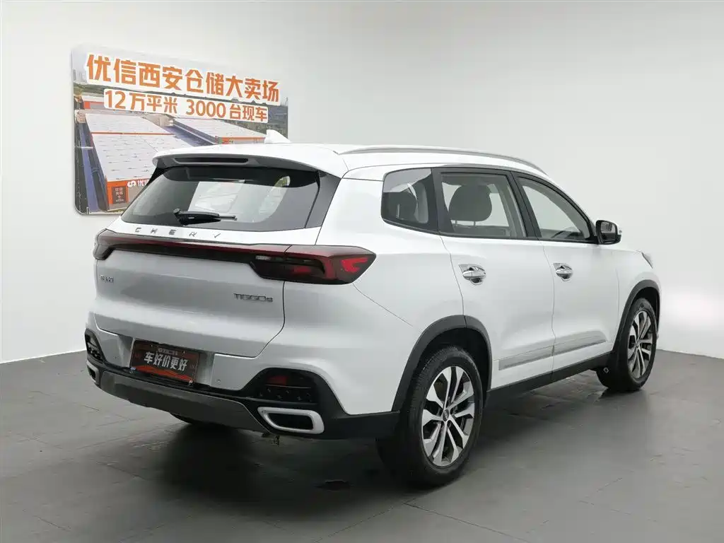 CHERY TIGGO 8