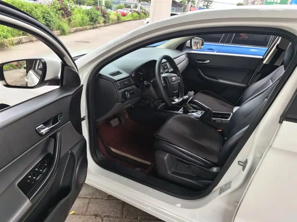 Qoros 3 2019 2018 Sedan 1.6L Auto Leading