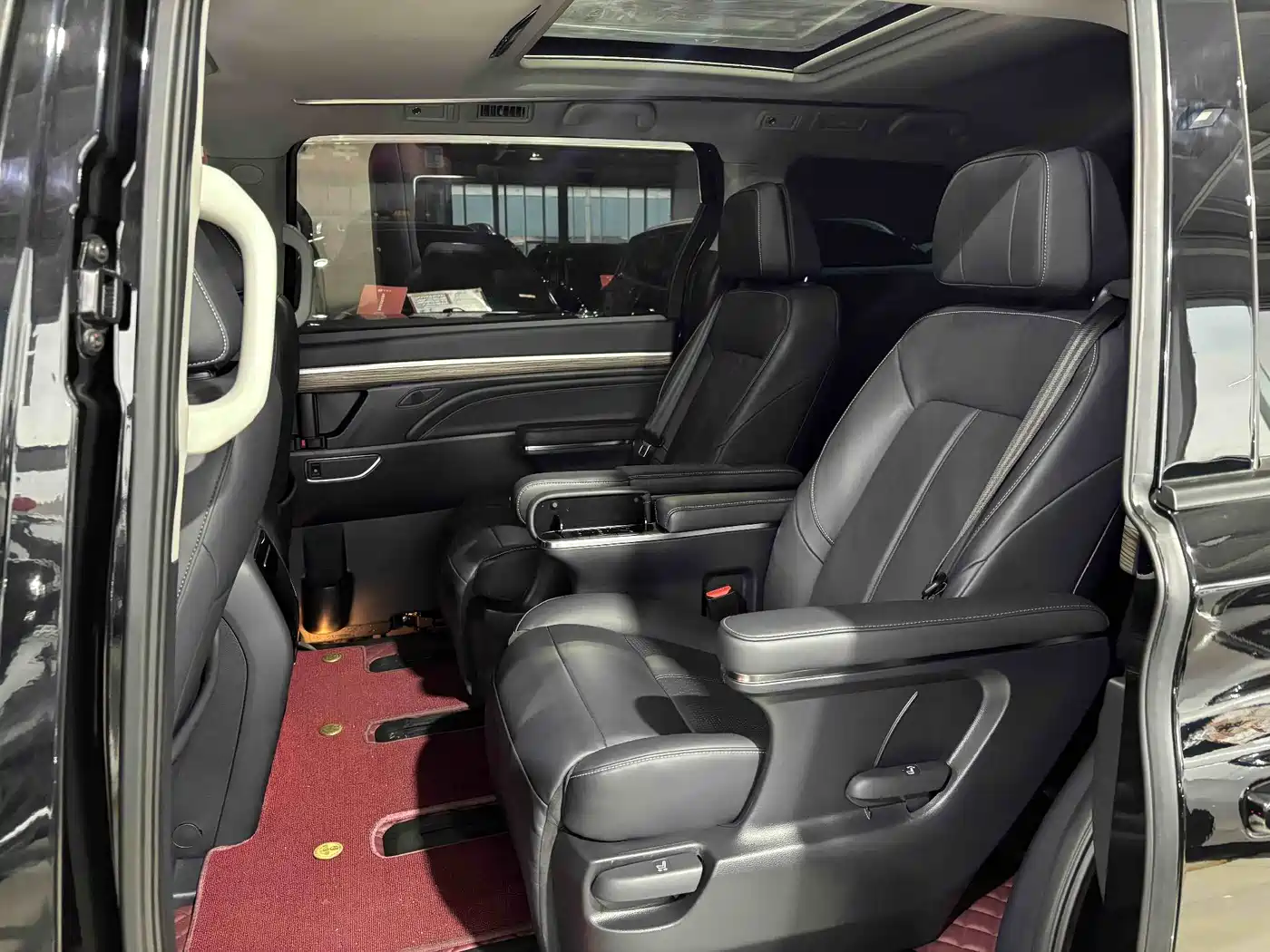 GAC Trumpchi Trumpchi M8 2021 Leading Show Series 390T Prestige Edition фото 16