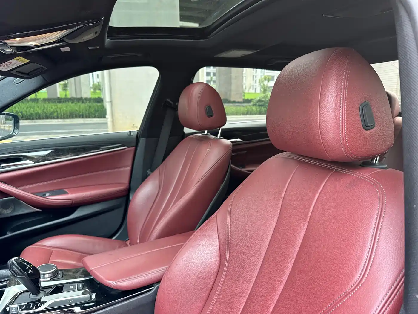BMW 5 Series 2020 530Li Leading M Sport Package фото 10