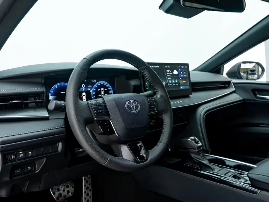 Toyota Camry 2025 2024 Model Dual Hybrid 2.0HXS Sport Plus Edition