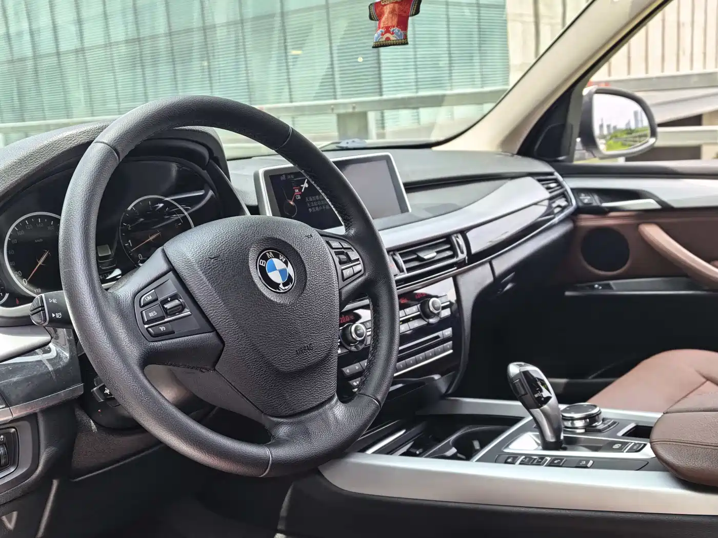 BMW X5 (Import) 2018 xDrive35i Elegant Model фото 12