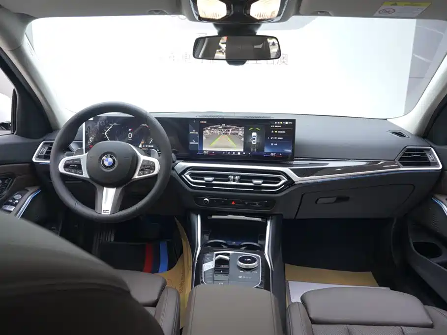 BMW 3 Series 2024 325Li M Sport Package фото 20