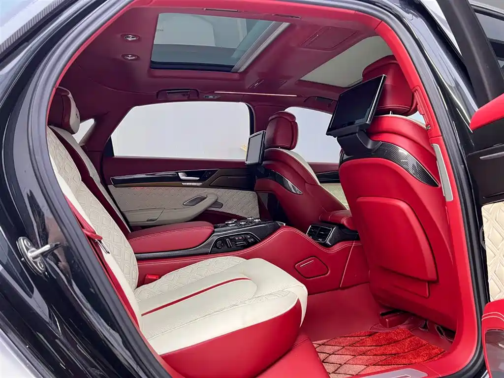 Audi A8 2011 A8L W12 6.3 FSI quattro фото 21