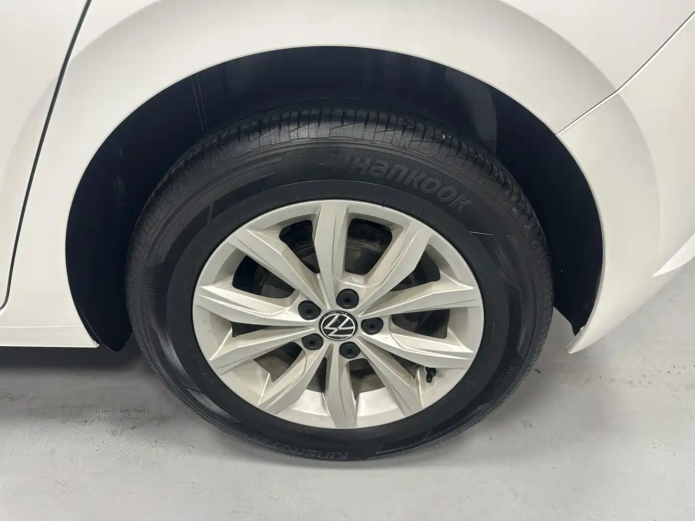 Volkswagen Polo 2023 2023 Facelift Plus 1.5L Auto Chroma Tech Edition