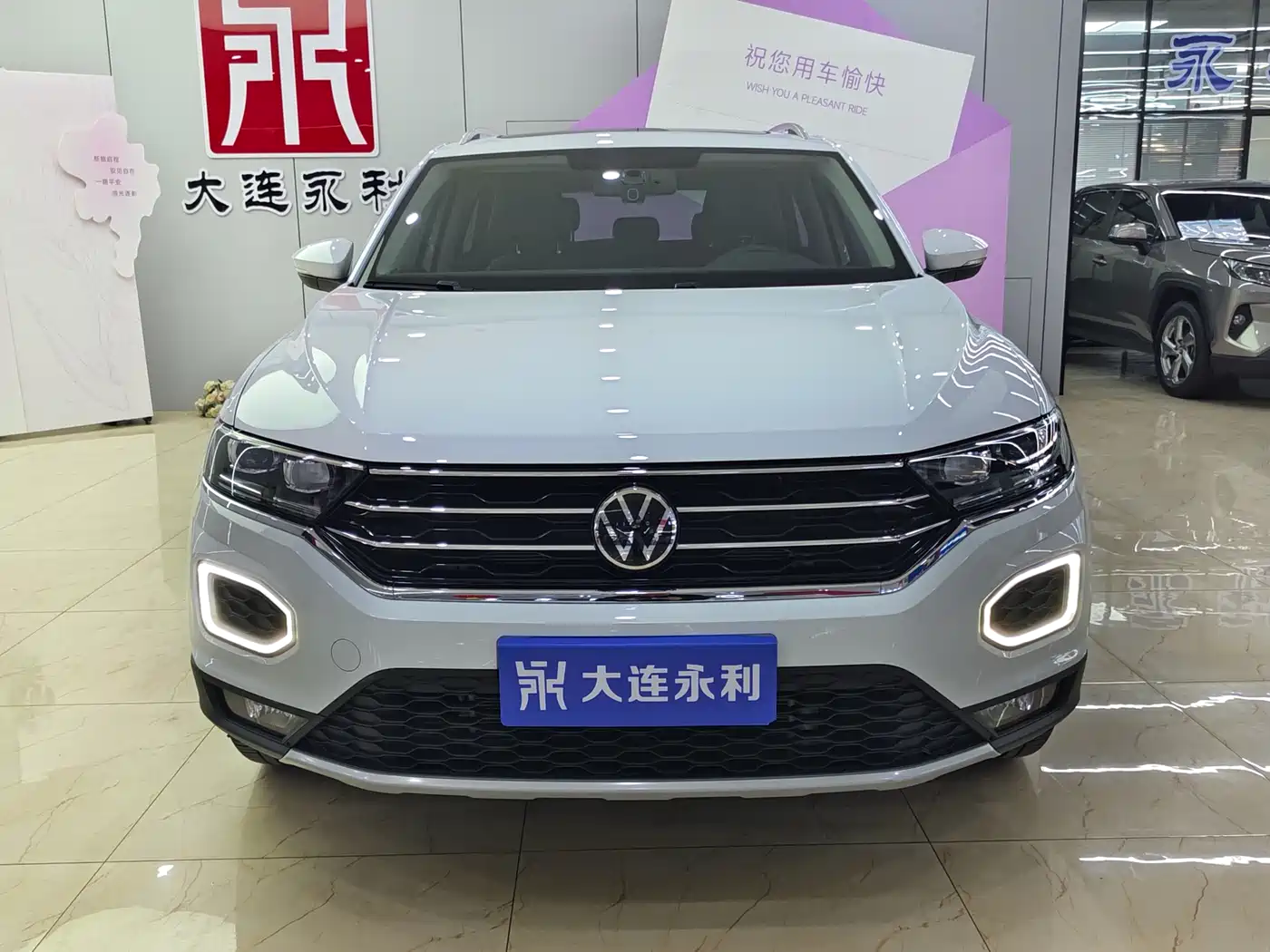 Volkswagen T-ROC 2021 Facelift 280TSI DSG 2WD Comfort Smart Connect Edition фото 2