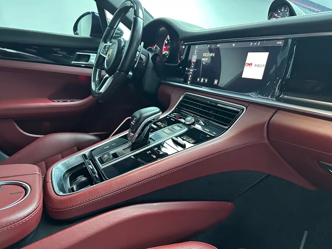 Porsche Panamera 2019 Panamera Executive Long Wheelbase 2.9T фото 20