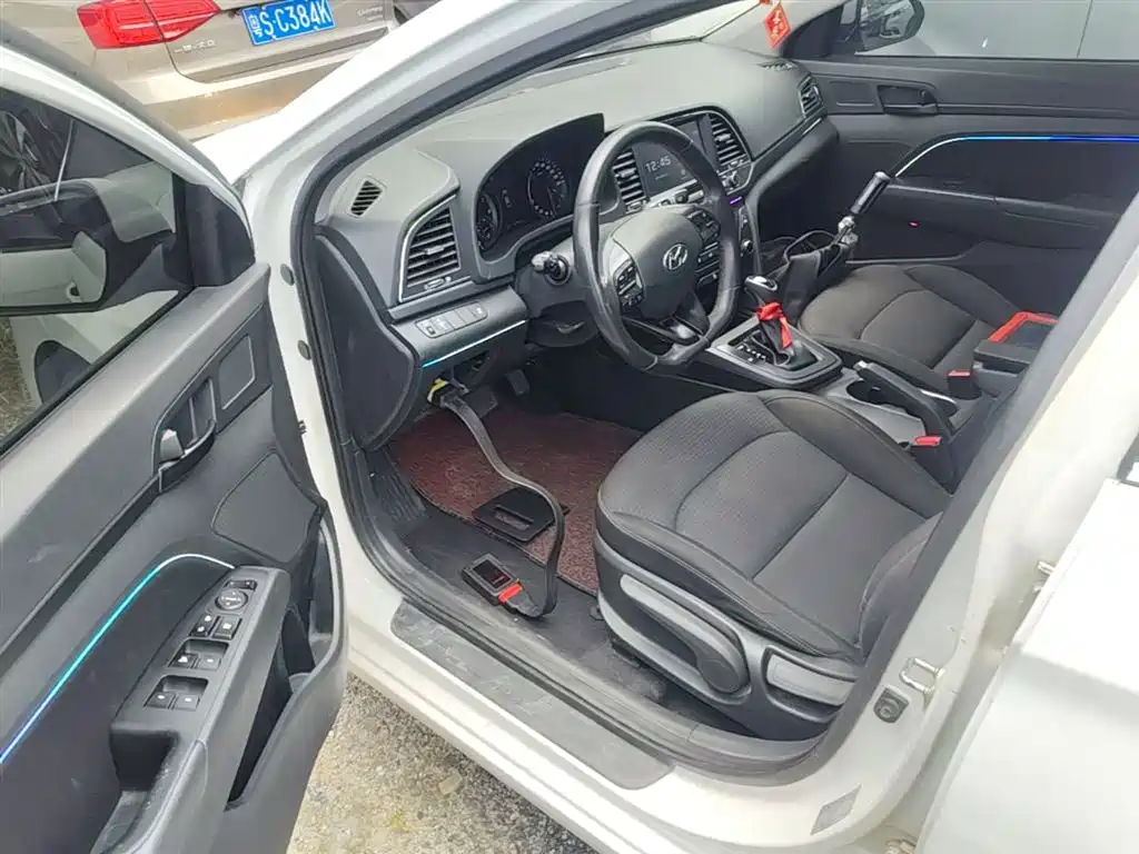 HYUNDAI LEAD