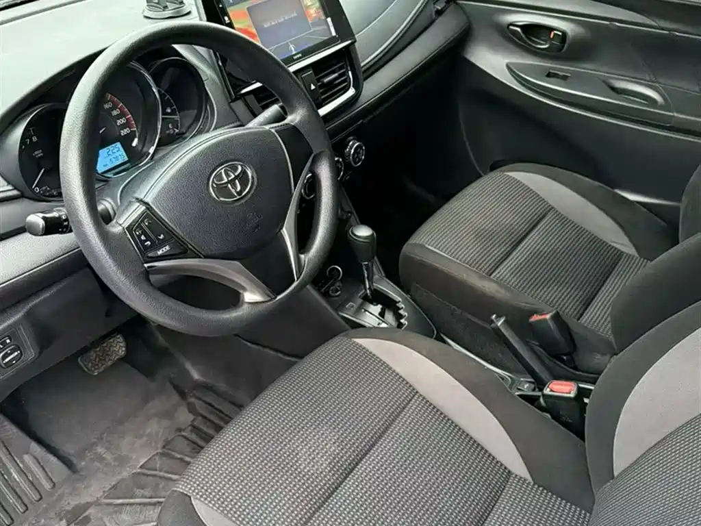 Toyota Vios 2022 1.5L 20th Anniversary Edition фото 9